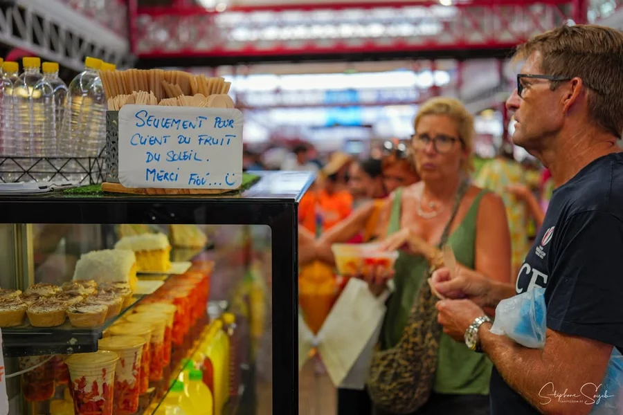 Papeete. Aujourd’hui. Portraits posés. Māuruuru ro - 6