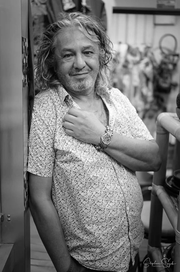 Papeete centre ville. Portrait impromptu en noir e - 2