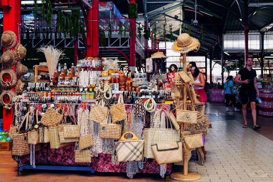 Au marché de Papeete, chaque instant est une histo - 4