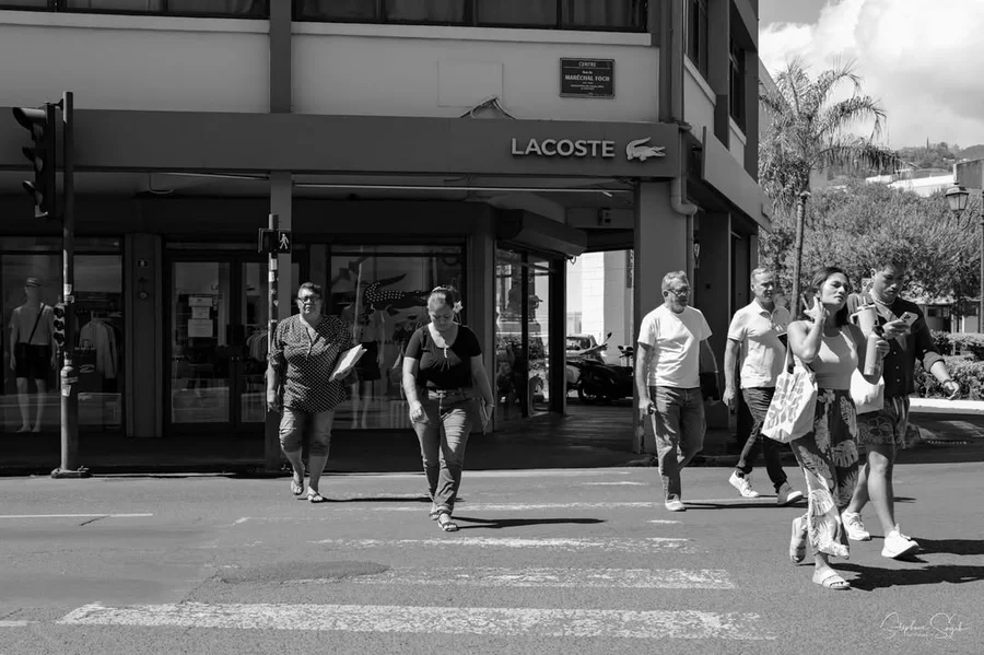 À Papeete, sur l'île de Tahiti, chaque visage est  - 10