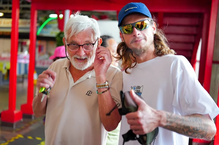 Il y a des jours où la lumière et les visages de T - 12