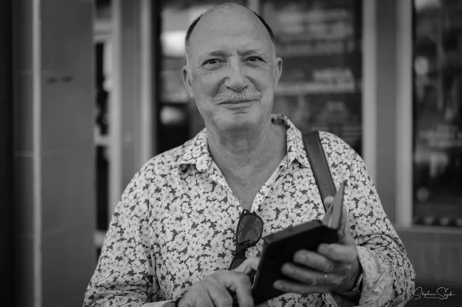 Dans les rues de Papeete, chaque sourire croisé es - 4