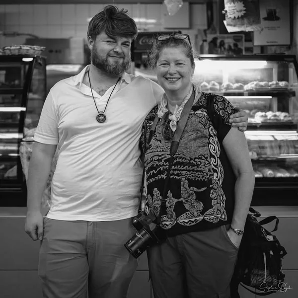 Dans les rues de Papeete, chaque sourire croisé es - 5