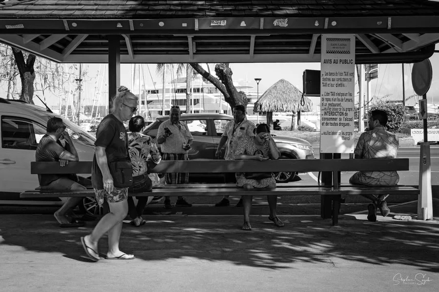 Au cœur du tumulte de Papeete, chaque regard saisi - 6