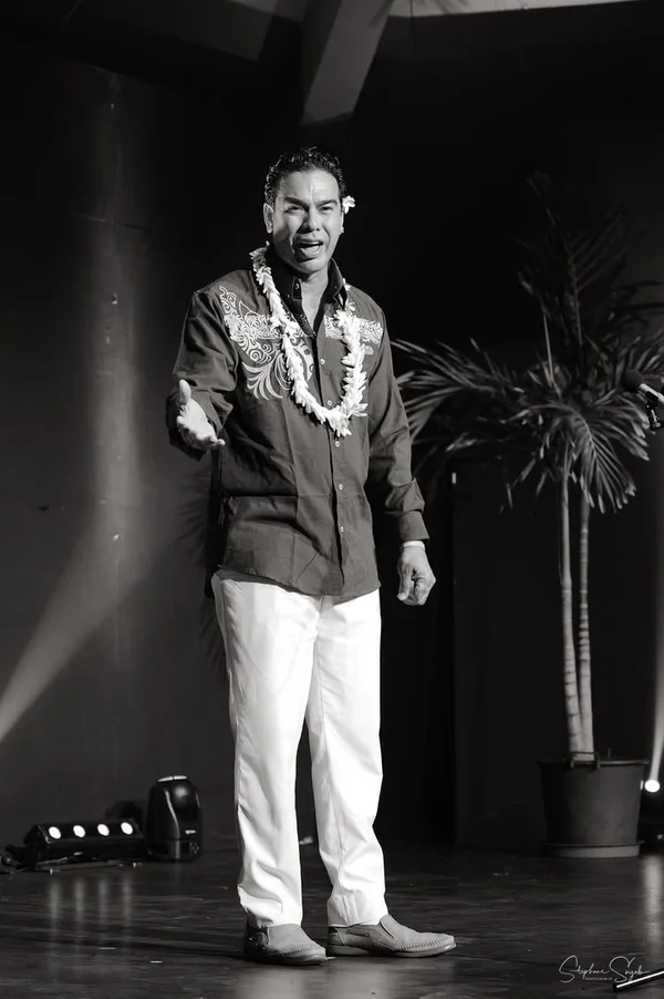 Sous les feux de la scène du petit théâtre polynés - 4