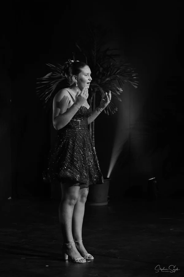 Sous les feux de la scène du petit théâtre polynés - 7