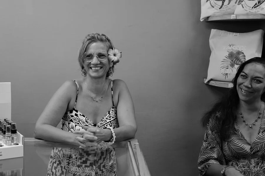 Flashs du Quotidien et Histoires Gravées. Aujourd' - 8