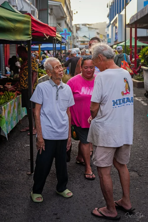 Ce dimanche de très bonne heure, le marché de Pape - 5