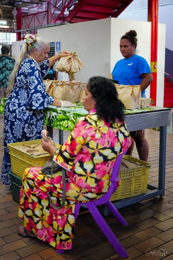 Ce dimanche de très bonne heure, le marché de Pape - 8
