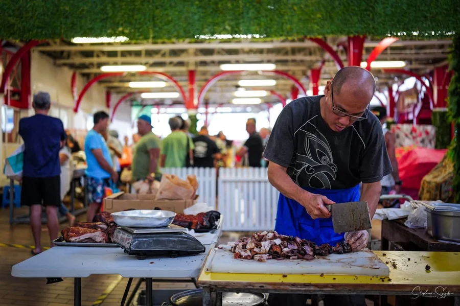 Ce dimanche de très bonne heure, le marché de Pape - 10