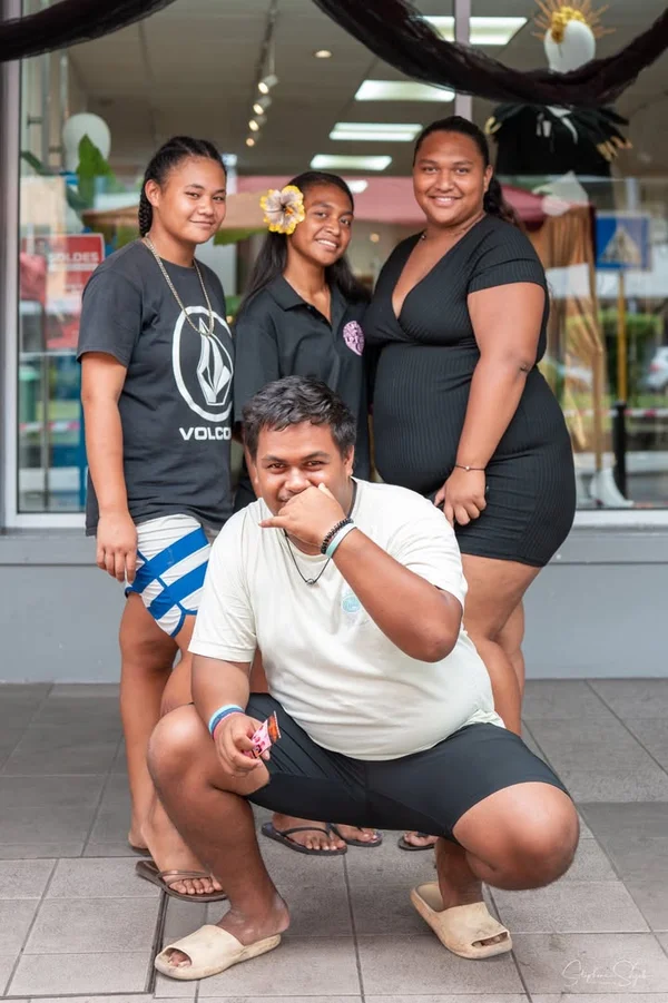 "Te ora nei" -  la vie continue. Même quand le cie - 11