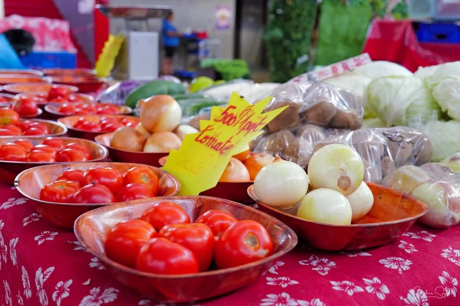 Un dimanche au marché de Papeete avec mon petit av - 12