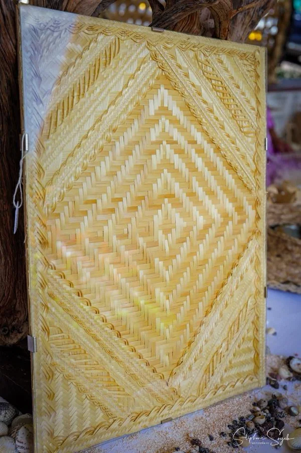 Aujourd'hui, direction le 22e Salon des Australes  - 8