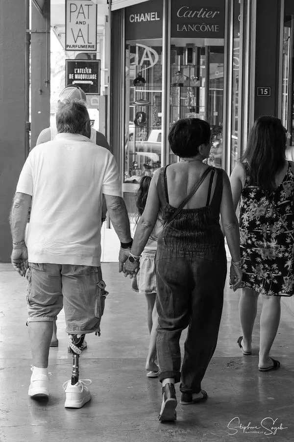 Hier, au cœur de Papeete, sous les auvents usés du - 7