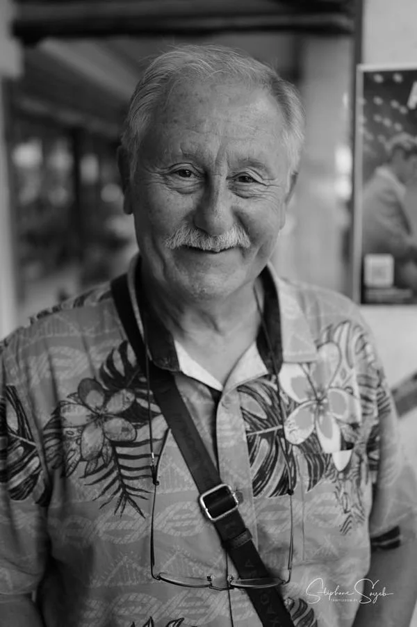 En cette journée de travail, petite pensée pour no - 6