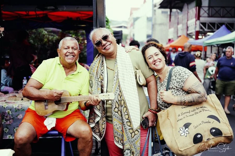 Dimanche matin, marché de Papeete en feu. Poisson  - 2