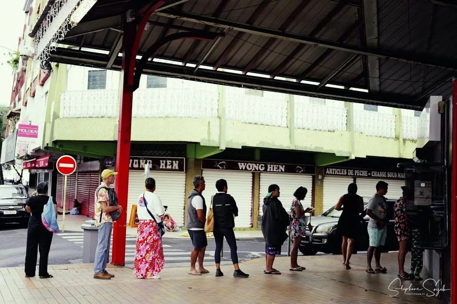 Dimanche matin, marché de Papeete en feu. Poisson  - 12