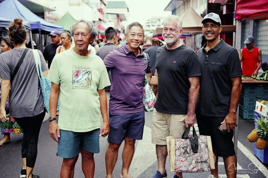 Dimanche matin, marché de Papeete en feu. Poisson  - 3
