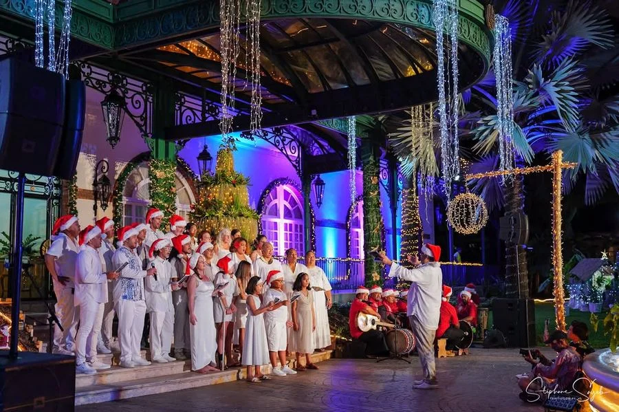 Noera à Papeete & à la Présidence. Hier soir, malg - 7