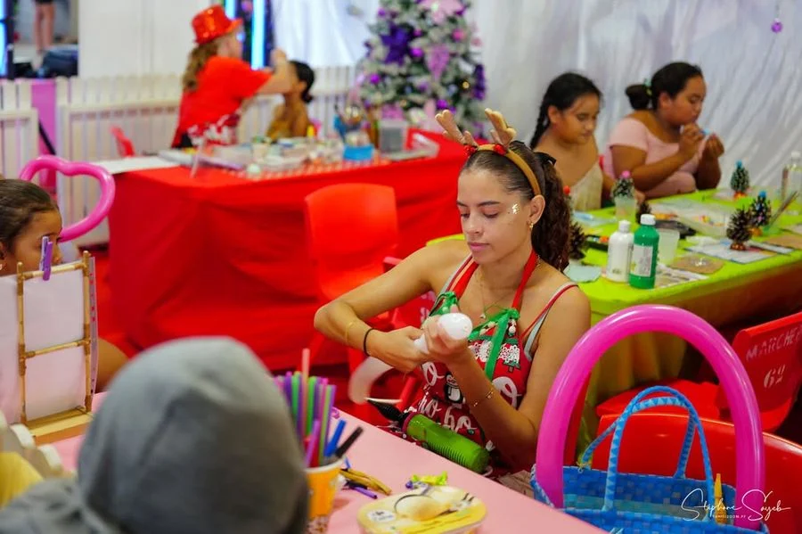 La magie de Noël s'installe déjà au marché de Pape - 8