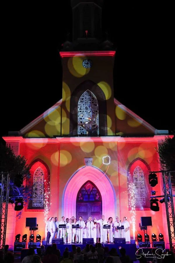 Hier soir, lors de la nocturne du Noël de Papeete, - 2