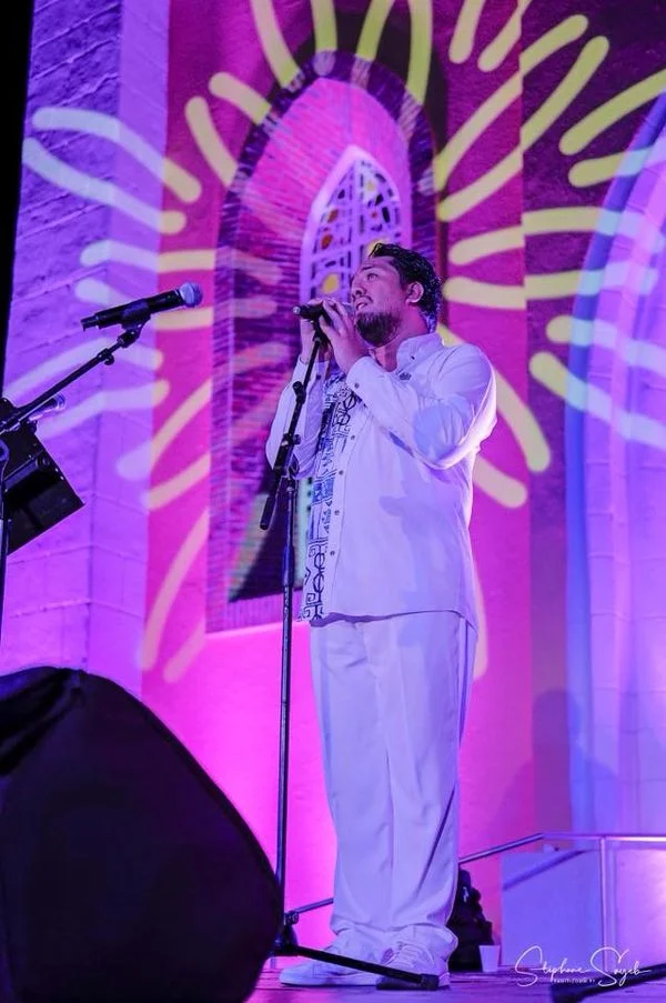 Hier soir, lors de la nocturne du Noël de Papeete, - 13