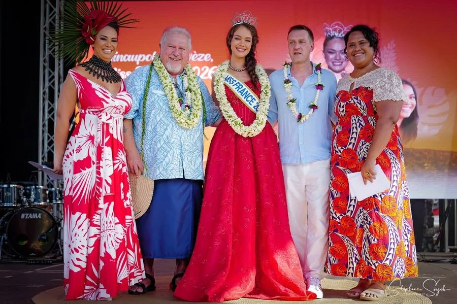 Comme une vahine sortie d’un rêve marquisien, drap - Photo 3