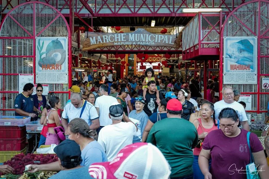 Sous un ciel qui sourit enfin, le marché de Papeet - Photo 5
