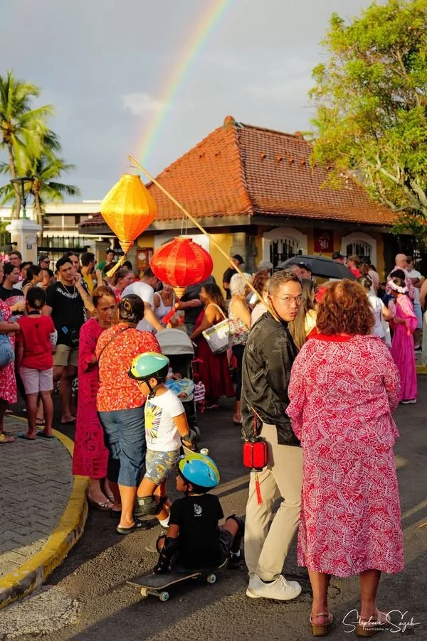 Hier, sous le ciel orangé de Papeete, le Défilé de - Photo 9