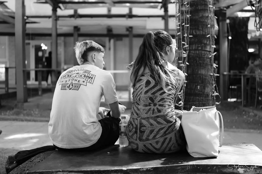 Il y a des matins à Papeete où le monde dehors gro - Photo 11