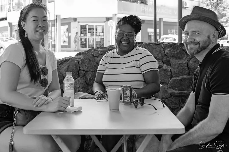 Il y a des matins à Papeete où le monde dehors gro - Photo 6