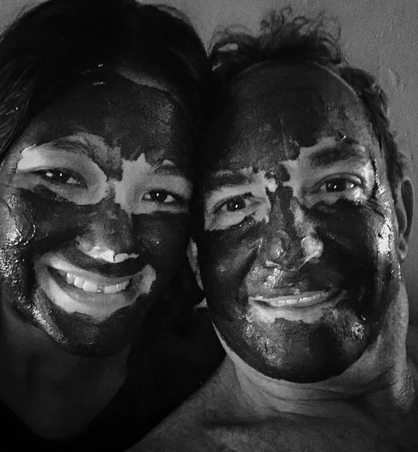 Noir et blanc. Lumière et ombre. Des visages qui r - Photo 7