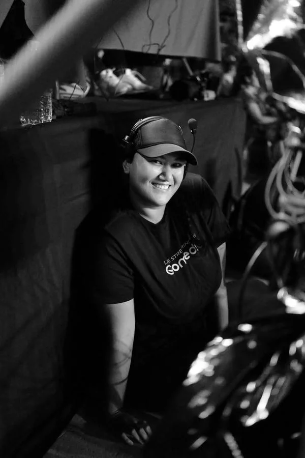 Derrière chaque image, il y a un œil qui veille. À - Photo 8